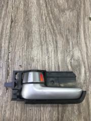 Фото запчасти ручка двери внутренняя передняя левая Suzuki Swift 2008 контрактная запчасть Запчасть ручка двери внутренняя передняя левая Suzuki Swift 2008