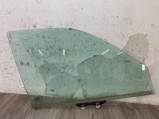 Запчасть стекло переднее правое Honda CR-V 2002