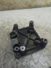 Запчасть кронштейн кондиционера Peugeot 206 2005