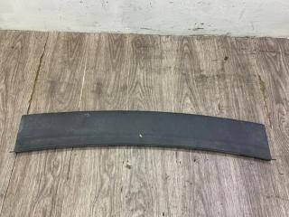 Запчасть накладка на бампер задняя Volvo V50 2004
