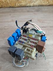 Блок предохранителей Nissan Primera 2002 контрактная Блок предохранителей Nissan Primera 2002