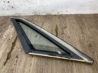 Запчасть форточка двери задняя левая Nissan Bluebird 1991