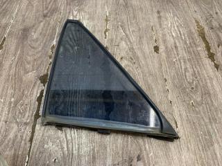 Запчасть форточка двери задняя левая Nissan Bluebird 1991