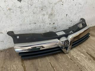Решетка радиатора Opel Astra H 2006
