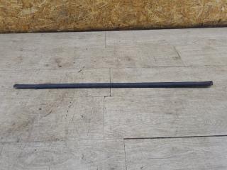 Запчасть молдинг стекла двери передний левый Skoda Fabia 2003