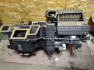 Фото запчасти корпус печки GEELY GC6 2014 Б/У запчасть Запчасть корпус печки GEELY GC6 2014