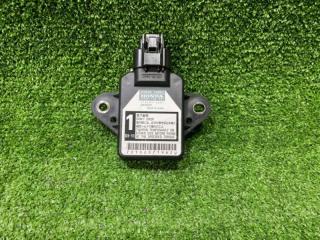 Фото запчасти датчик ускорения Honda Fit Shuttle 2011 контрактная запчасть Запчасть датчик ускорения Honda Fit Shuttle 2011