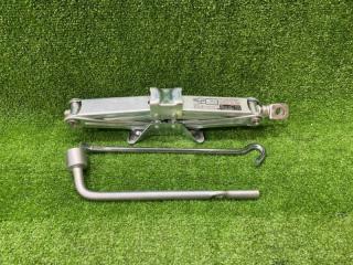 Домкрат Honda Fit Shuttle 2011