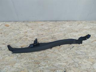 Запчасть накладка стойки задняя правая Mercedes C-class