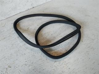 Запчасть уплотнитель двери задний Mercedes C-class