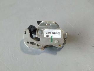 Запчасть замок двери задний Mercedes Vito