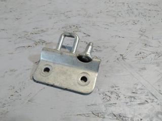 Фото запчасти петля замка двери задняя Mercedes Sprinter контрактная запчасть Запчасть петля замка двери задняя Mercedes Sprinter