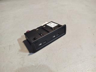 Запчасть разъем usb Mercedes CLA-class 2020