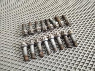 Фото запчасти болты колесные Mercedes S-class 2007 контрактная запчасть Запчасть болты колесные Mercedes S-class 2007