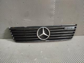 Запчасть решетка радиатора Mercedes Sprinter