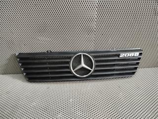 Запчасть решетка радиатора Mercedes Sprinter