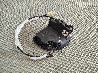 Замок двери задний левый Chevrolet Tahoe 2021