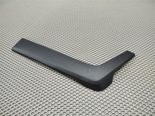 Запчасть накладка двери передняя левая Toyota RAV4 2020