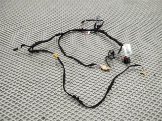 Запчасть проводка двери задняя Audi Q3