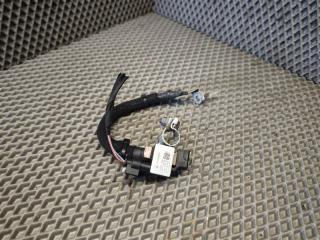 Клемма аккумулятора Mercedes CLA-class