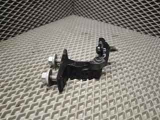 Петля двери передняя левая Mercedes CLA-class W118 M260