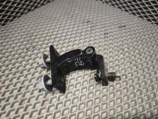 Петля двери передняя левая CLA-class W118 M260