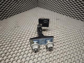 Петля двери передняя правая CLA-class W118 M260