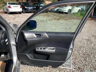 Обшивка двери передняя Subaru Forester 2009