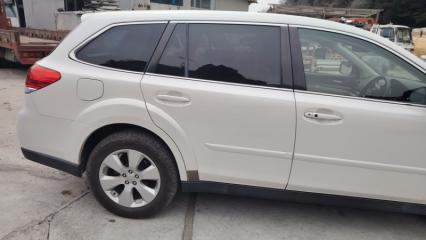 Накладка на крыло задняя правая Subaru Outback 2010