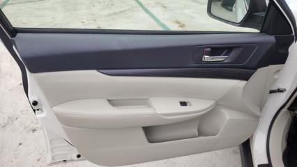 Обшивка двери передняя Subaru Outback 2010