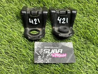 Крепление радиатора Subaru Forester 2008
