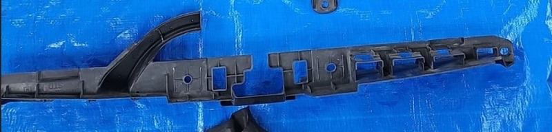 Крепление радиатора переднее Subaru Impreza 2015