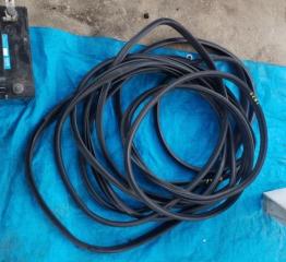 Уплотнительная резинка Subaru Legacy 2010