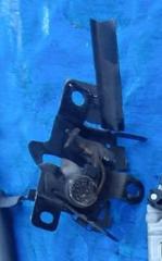 Замок капота Subaru Forester 2012