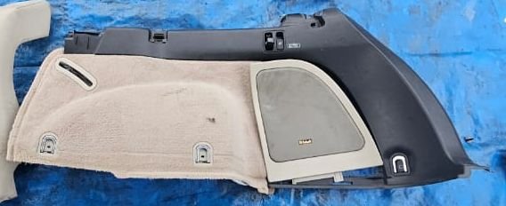 Обшивка багажника задняя правая Subaru Outback 2006 контрактная Обшивка багажника задняя правая Subaru Outback 2006