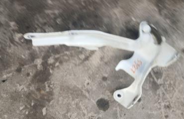 Петля капота Subaru Forester 2010