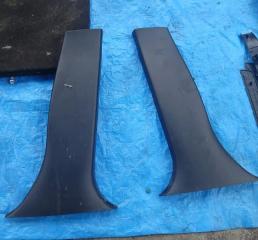 Накладки центральной стойки Subaru Forester 2010