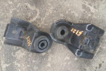 Крепление радиатора Subaru Forester 2010