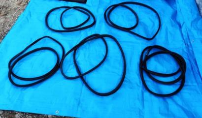 Уплотнительная резинка Subaru Legacy 2003