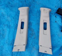 Накладки центральной стойки Subaru Forester 2008