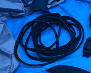 Уплотнительная резинка Subaru Forester 2012