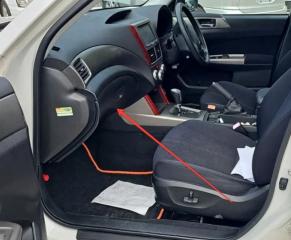 Бардачок Subaru Forester 2008