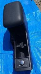 Подлокотник Subaru Forester 2008 контрактная Подлокотник Subaru Forester 2008