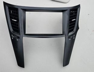 Рамка магнитолы Subaru Legacy 2009