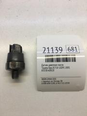 Фото запчасти датчик давления масла Toyota Opa 2001 Б/У запчасть Запчасть датчик давления масла Toyota Opa 2001