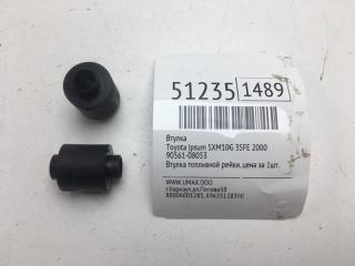 Втулка Toyota Ipsum 2000