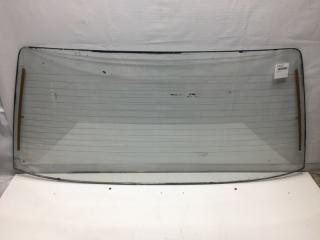 Стекло заднее Audi 100 1979