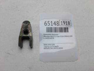 Запчасть кронштейн форсунки Mercedes-Benz GL-Class 2013