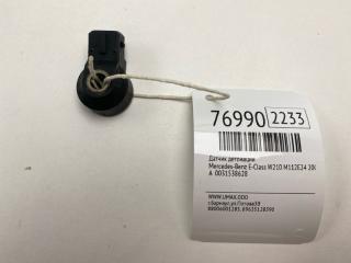 Запчасть датчик детонации Mercedes-Benz E-Class 2000