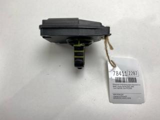 Механизм изменения длины впускного коллектора BMW 5-Series 2006